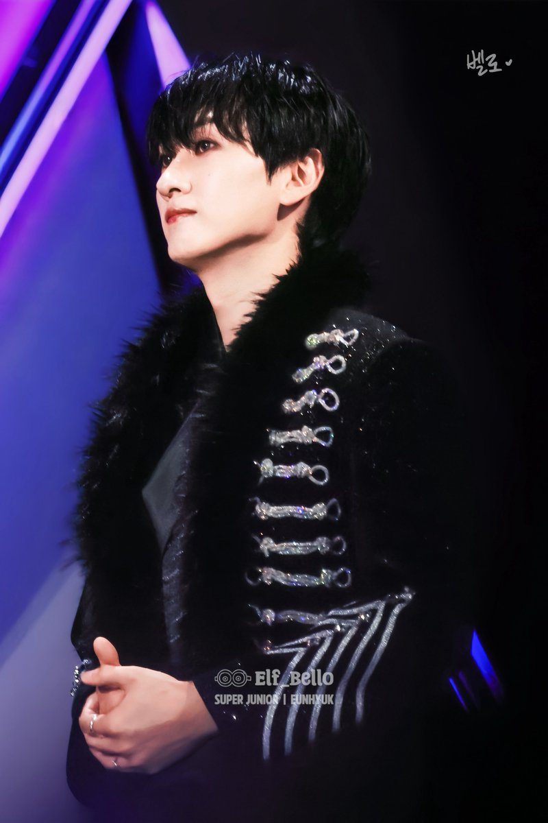 🐰💙

20251128 2025 MAMA AWARDS Day 1

<a href="/SJofficial/">SUPER JUNIOR</a> <a href="/AllRiseSilver/">Dalnim</a> #SuperJunior #슈퍼주니어 #EUNHYUK #은혁 #이혁재 #ウニョク #MAMAAWARDS #2025MAMAAWARDS