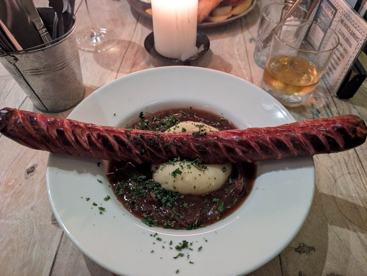 ItsLaurenFord's tweet image. First came the Cov Bigfoot… but now, I give you the Scottish Sosig. #PUSB 🩵 🥃