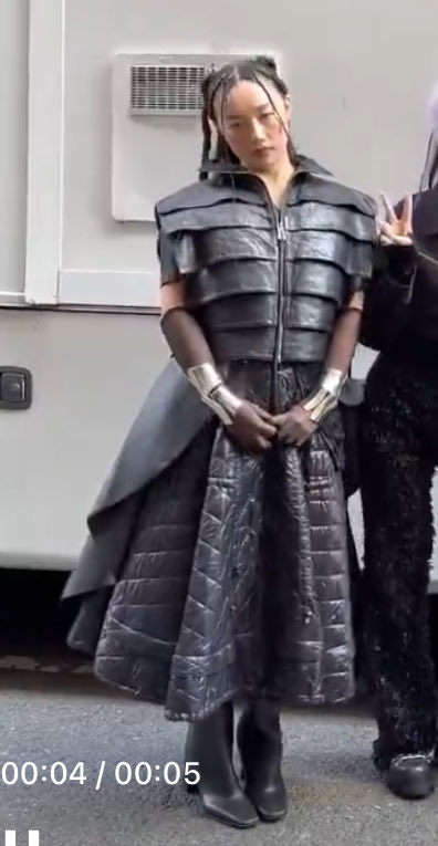 polytrix_hcs's tweet photo. mira being wildly unserious before being the hottest bitch in the room is canon to me https://t.co/oMYMPRDR6D