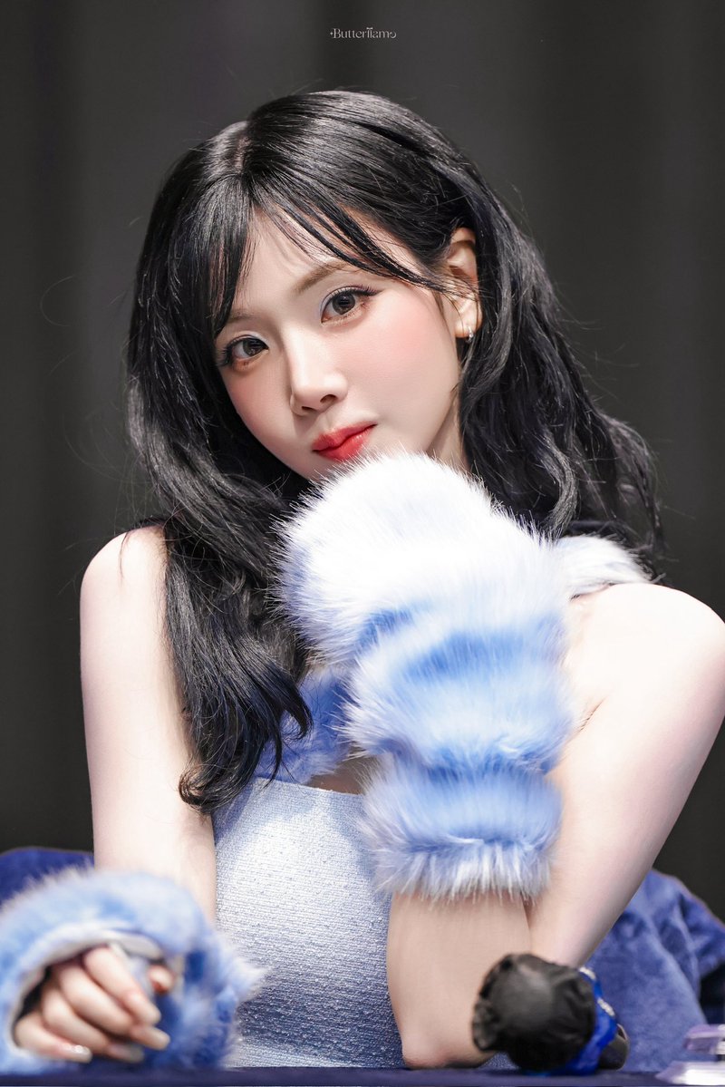 BUTTERINN's tweet image. 251128

❄️요정

#김나경 #Nakyoung 
#트리플에스 #tripleS