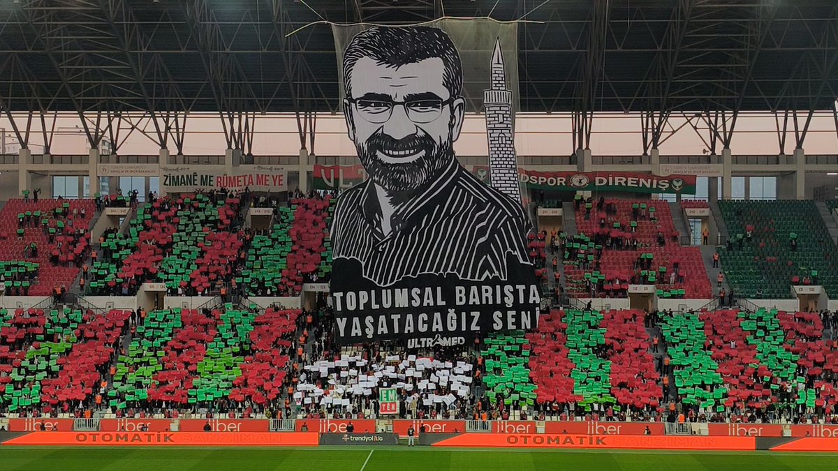 Mutluyuz, Gururluyuz .
ULTRAMED✊🏼💚❤️