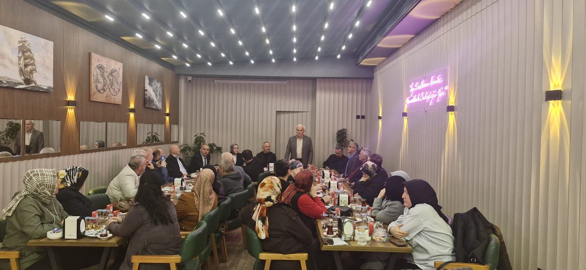 tatliikenan's tweet image. AK Parti Merkez İlçe Başkanlığımızın öncülüğünde yürütülen ve 28 mahallemizi kapsayan eş zamanlı ziyaretler çerçevesinde; Aksu Mahallesi’nde kıymetli mahalle başkanı ve yönetimiyle bir araya gelerek güncel konularla ilgili karşılıklı istişarelerde bulunduk.