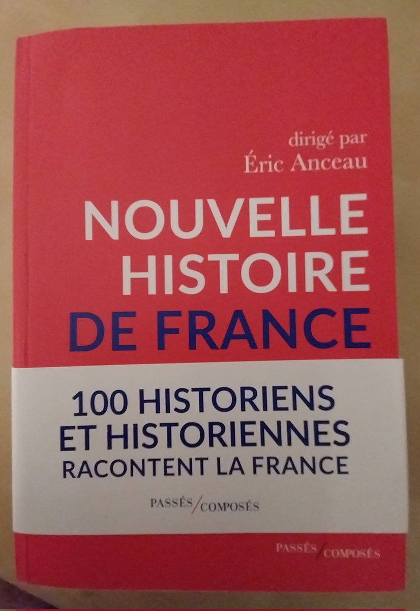 ermite2917's tweet image. #VendrediLecture  Au coin du feu, je commence &quot;Nouvelle histoire de France&quot; dirigé par @Eric_Anceau. Je ne le lirai pas d&apos;un seul coup bien entendu, je savourerai un chapitre les jours de calme. Ce soir, je découvre les écrits de Bruno Dumézil sur les Francs. 
#histoire #livre