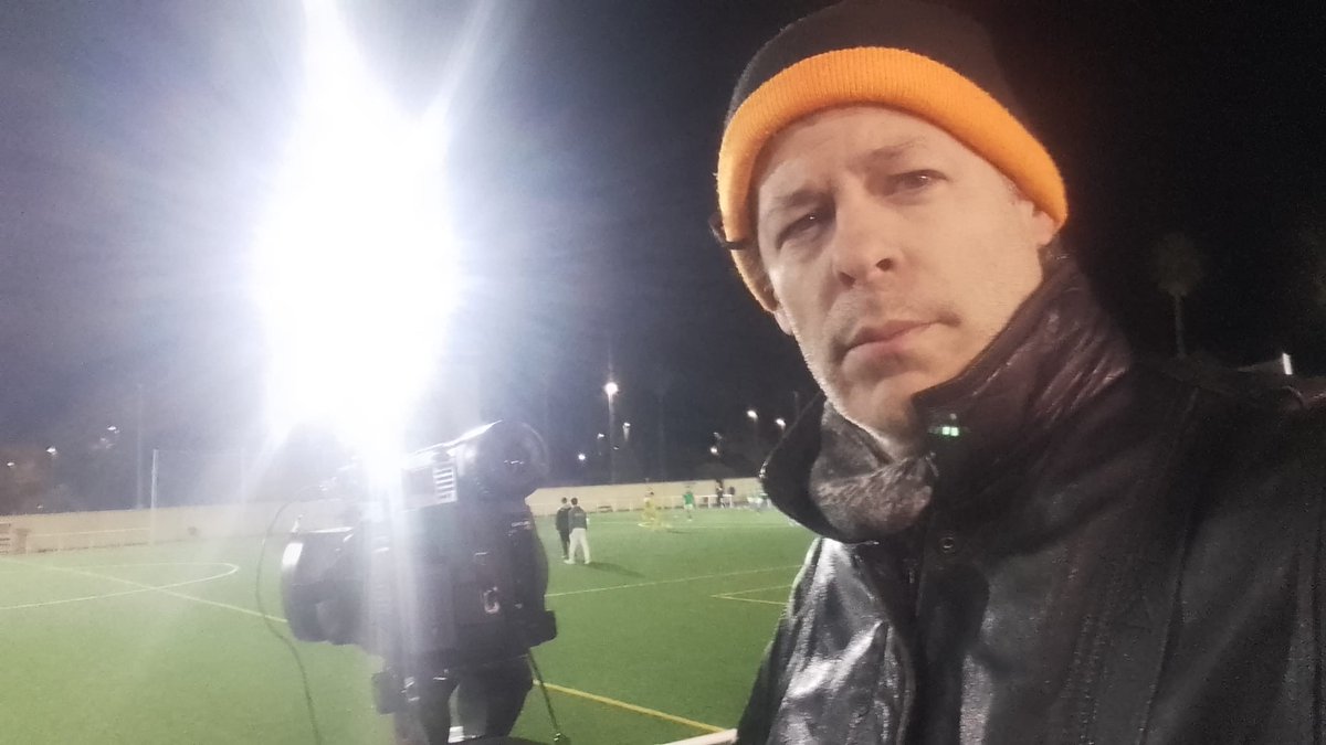 Da igual la fecha, el día, la hora o el tiempo. La cuestión es seguir dando luz al deporte de #Huelva.