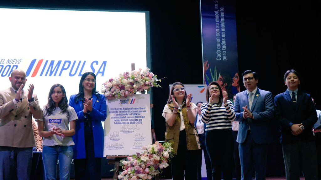 Salud_Ec's tweet image. El Ecuador presenta PLENA "Política Intersectorial 2026–2035 para enfrentar el embarazo en adolescentes". Un documento técnico que reconoce el problema como multidimensional y prioriza derechos, autonomía y protección integral.