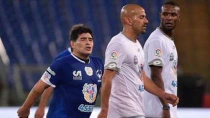 Los boludos son como las hormigas. Están en todas partes y además defienden a Veron.