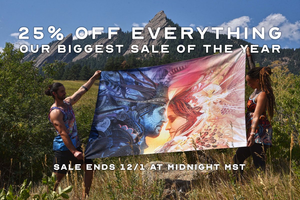 Android_Jones's tweet image. 25% OFF EVERYTHING IS LIVE ⚡️ ⁠
A little thank-you to our collectors, supporters, and art lovers who keep this vision alive.⁠
Prints, apparel, tapestries, yoga mats, fanny packs, calendars, puzzles, pins, journals, and more — all discounted through December 1st.⁠
We appreciate…