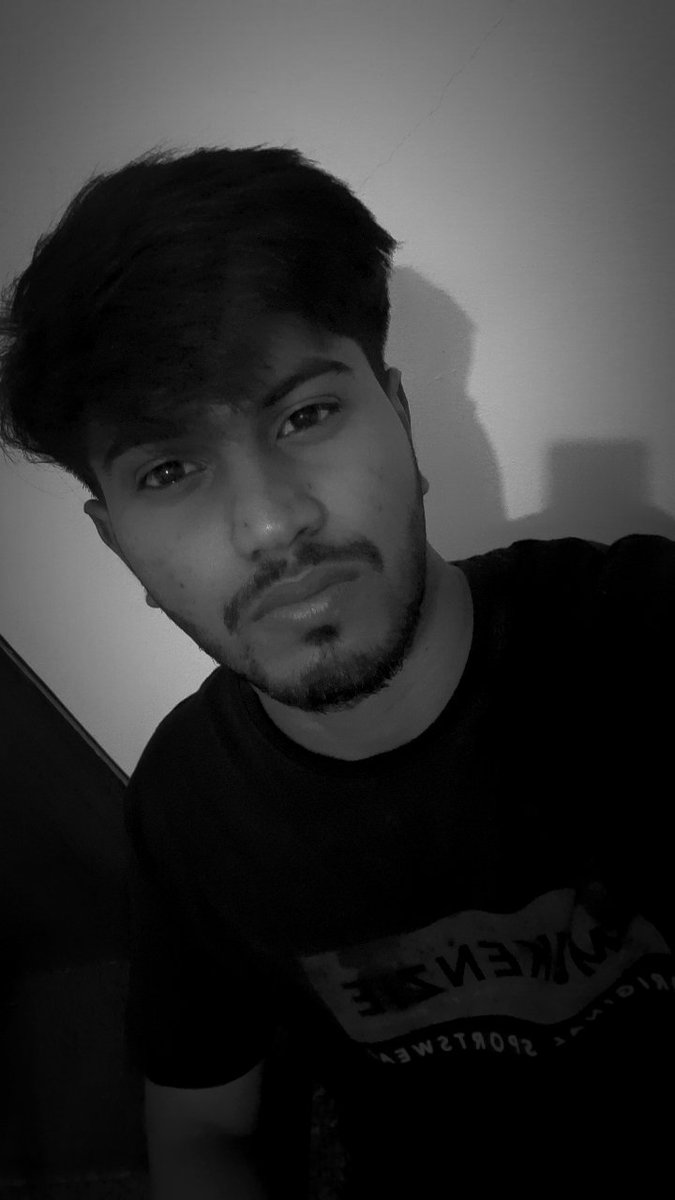 Sohaill2003's tweet image. Monochrome magic ✨🖤🤍

#vibes #Trending #Explore