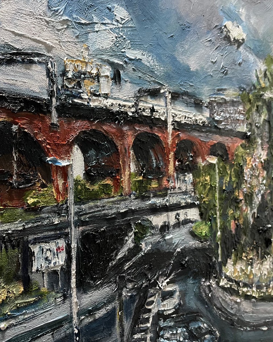 Chaznewtonsmith's tweet photo. I use a impasto style of painting, which Was used by artists like Monet and van Gogh.   I love the Abstract expressionistic movement.  I try to mix modern techniques like photography and AI video with traditional methods. https://t.co/LJi0XGTd6T