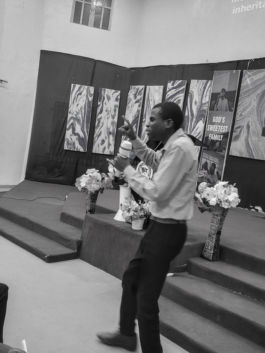 Gsf_Futa's tweet photo. Nine fruits. One Spirit. A life transformed.
Tonight, we didn’t just open the Bible, we opened hearts.
#BibleStudy #GSFNational #gsffuta #gsf https://t.co/z0IBZTvRpQ