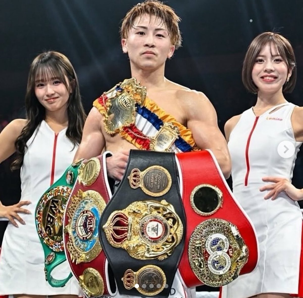 AdrianReyn79551's tweet image. 🚨WHO ARE YOUR TOP 3 BOXERS RIGHT KNOW‼️👀

MY  TOP 3 WOULD KICK YOUR TOP 3 ASS🤫🤝‼️