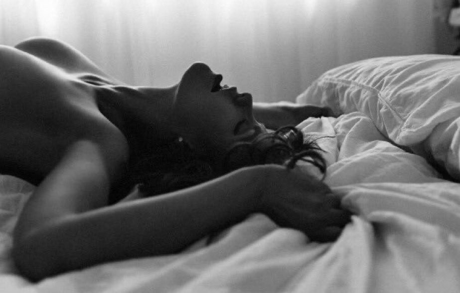 أنتي مُثيرة للمضاجعة ألان.