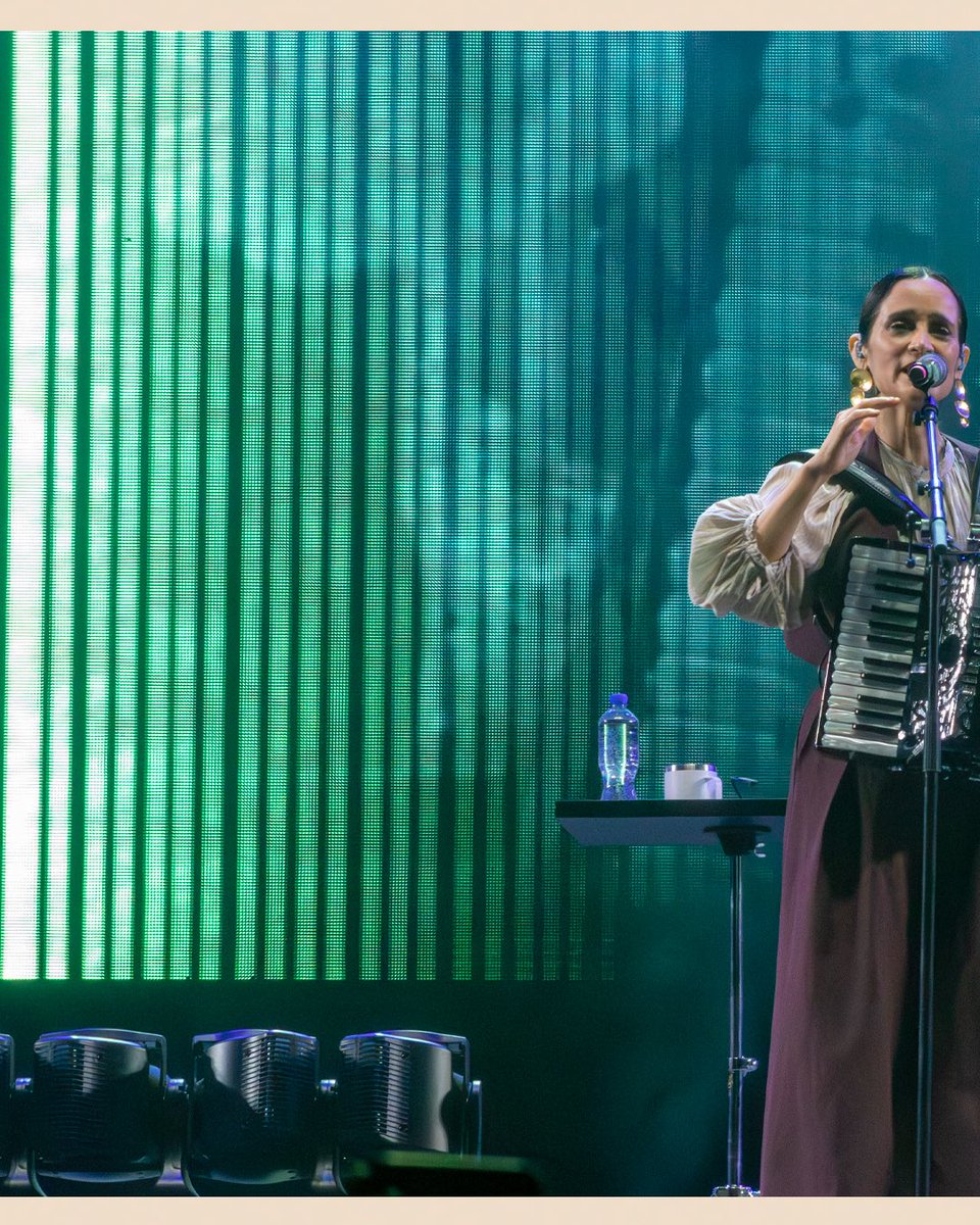 todoindierock's tweet image. Una de las grandes sorpresas del #TecateComuna fue la presentación de @julietav 

📸 x @Tori_Vcg 
🖊️ @apodacabooking | @apodacagroup | @tecatecomuna | @ocesa_total | @eticket 

#TodoIndieRock