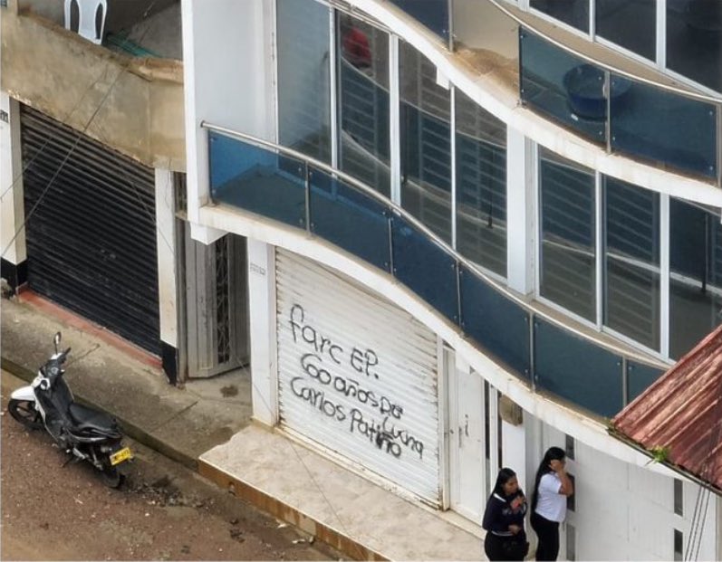 StephBatesPress's tweet image. #Cauca #Plateado #FARC 🚨 El Plateado, en el Cauca, vuelve a estar bajo presión de las FARC, según me informan comunidades de la región, denuncian el cierre total del comercio, la utilización de menores de edad y restricciones para movilizarse, salir del territorio, trabajar,