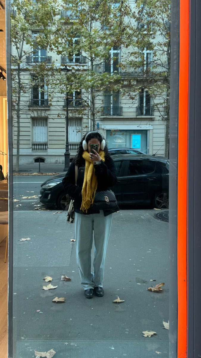 curlsoconfusing's tweet image. 