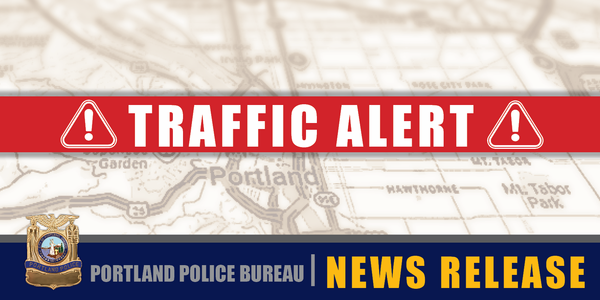 PPBPIO's tweet image. Press Release: Traffic #Alert: Pedestrian Struck on Interstate 405 
Link: portland.gov/police/news/20…