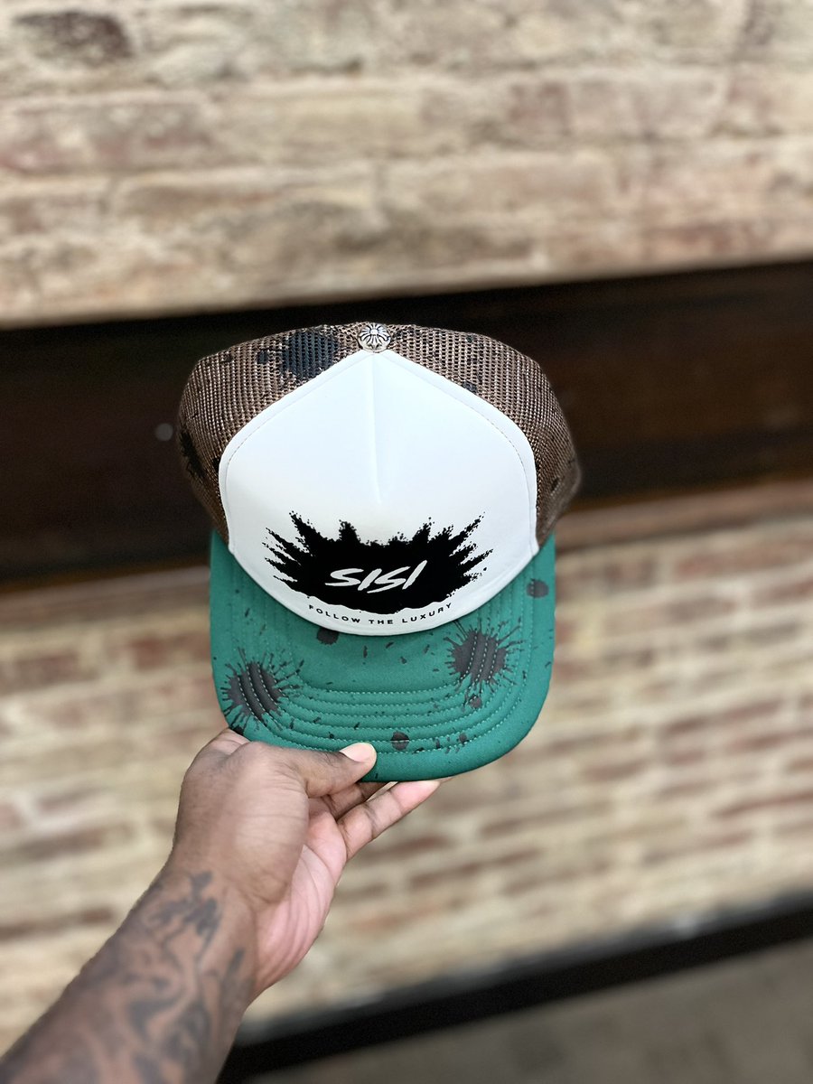 IG:1sisi_luxury.com
1sisiluxury.com
SiSi flat brim trucker hats