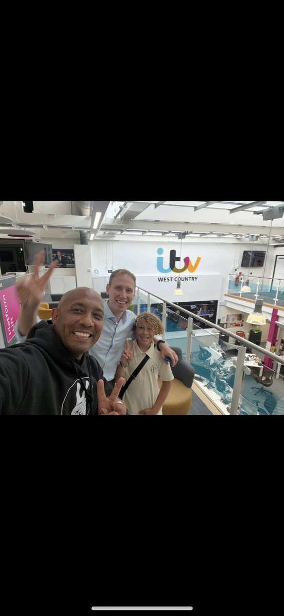 A big thank you to Max Walsh, and all the team, at ITV West Country for inviting us to the Bristol Studios and giving the opportunity for a young person we work with, a chance to see the studios, how news programmes are made, and to read auto cue. It was a brilliant experience.