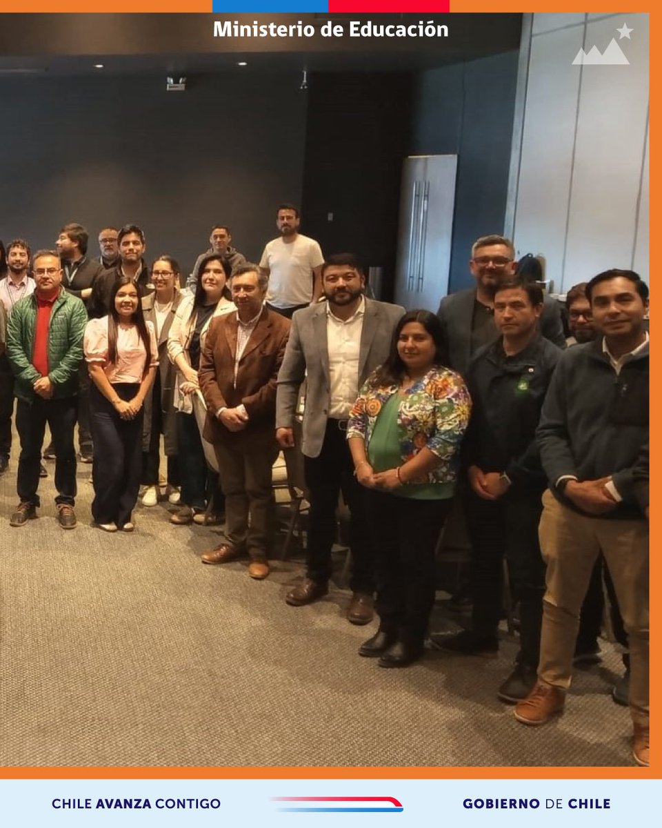 💻 Encuentro para la Coordinación Informática

🤝 Una instancia que fortalece la articulación del ecosistema regional de innovación y transformación digital para el aprendizaje.