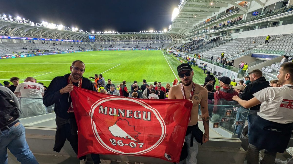 CSMonaco's tweet image. Après le grand nord, la douceur chypriote pour nos supporters toujours présents. Ils ne lâcheront jamais le club contrairement à certains sur le pré... #PAFASM #DagheMunegu #ASMonaco #Partouttoujours @Munegu2607 @monegask6075 #CSMMoselle #CSMMonaco