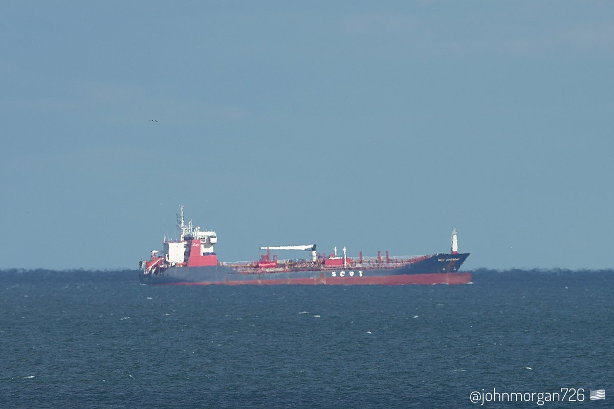 johnmorgan726's tweet photo. The SCOT STUTTGART, IMO:9274549 en route to Houston, Texas USA, flying the flag of the Marshall Islands 🇲🇭. #ShipsInPics #ChemicalOilProductsTanker #ScotStuttgart https://t.co/BOqzsdQhTQ