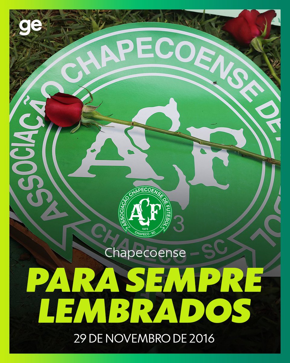 geglobo's tweet image. Há nove anos, vivemos um dos momentos mais trágicos da história do futebol mundial. PARA SEMPRE LEMBRADOS! ✨💚

#ge #futebol #chapecoense

📷 AFP