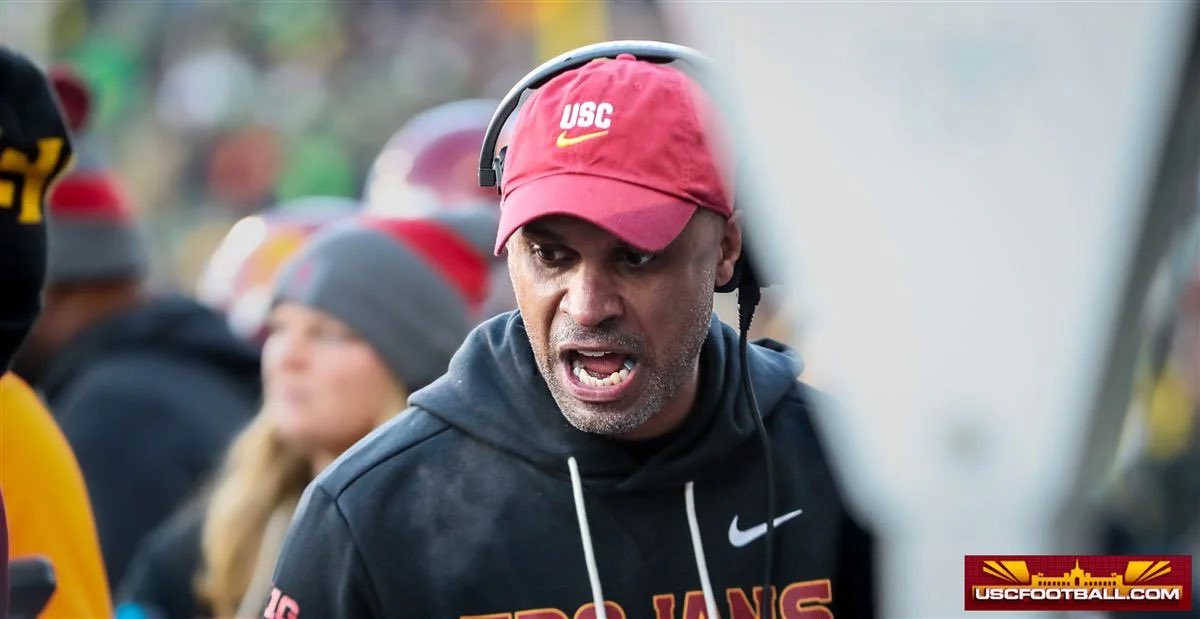 USC heads into its final regular season game on Saturday, and defensive coordinator D’Anton Lynn continues to evaluate ways to fix the mistakes shown in the group’s play.

<a href="/RJ_Abeytia/">R.J. Abeytia</a> details how things can improve ahead of the matchup with UCLA:

247sports.com/college/usc/ar…
