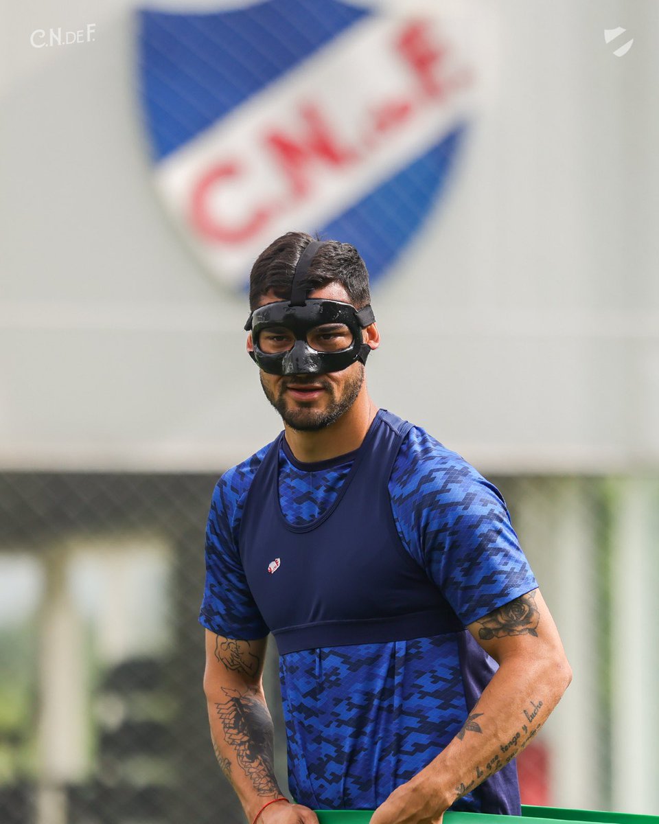 Nacional's tweet image. A ENTRENAR 🥷🏼👊🏼