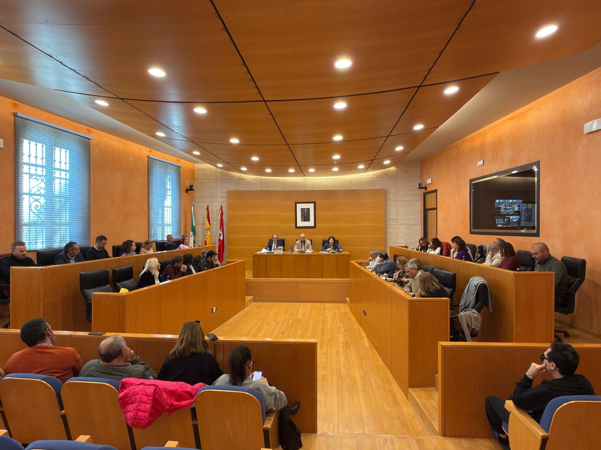 Aprobamos los presupuestos del <a href="/aytodoshermanas/">Ayuntamiento de Dos Hermanas</a> . Unas cuentas que nos permitirán continuar el crecimiento sostenible y ordenado de nuestra ciudad. Un presupuesto pensado para garantizar el bienestar y desarrollo de las nazarenas y nazarenos.