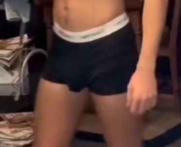 nude tvr (9k) tweet media