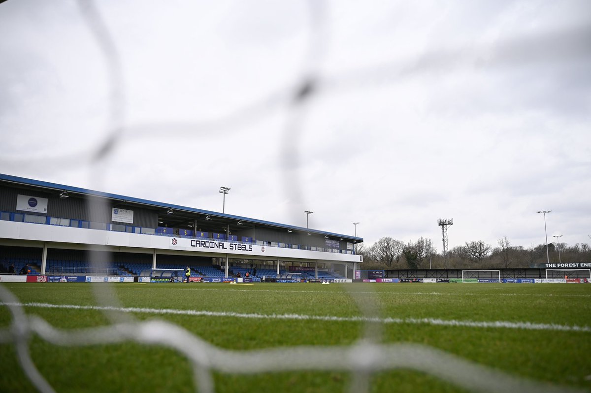 TheDeckNL's tweet image. 🗞️ || At half time between Solihull Moors &amp;amp; Wealdstone tomorrow - supporters are encouraged to bring &amp;amp; throw soft teddy’s onto the pitch, to donate them to Birmingham Children’s Hospital &amp;amp; Zoe’s Place Baby Hospice.

Fantastic incentive from @MoorsFoundation 👏🏻

#SMFC🟡🔵