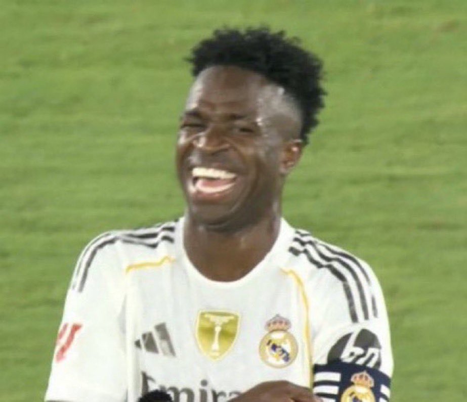 Fun Fact: Vini Jnr has more UCL goals than Luiz Suarez, Ronaldinho, Rivaldo and R9. 
Vini jnr is just 25 years old,  the rest are retired.