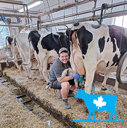 Cleanfarms's tweet image. On l’Isle-aux-Grues, dairy farmers are cutting plastic waste with ag compactors one bale at a time. A pilot project with @dfc_plc shows that sustainability starts small: cleanfarms.ca/a-microcosm-of… 🌱 

#Cleanfarms #Compactor #AgPlastics