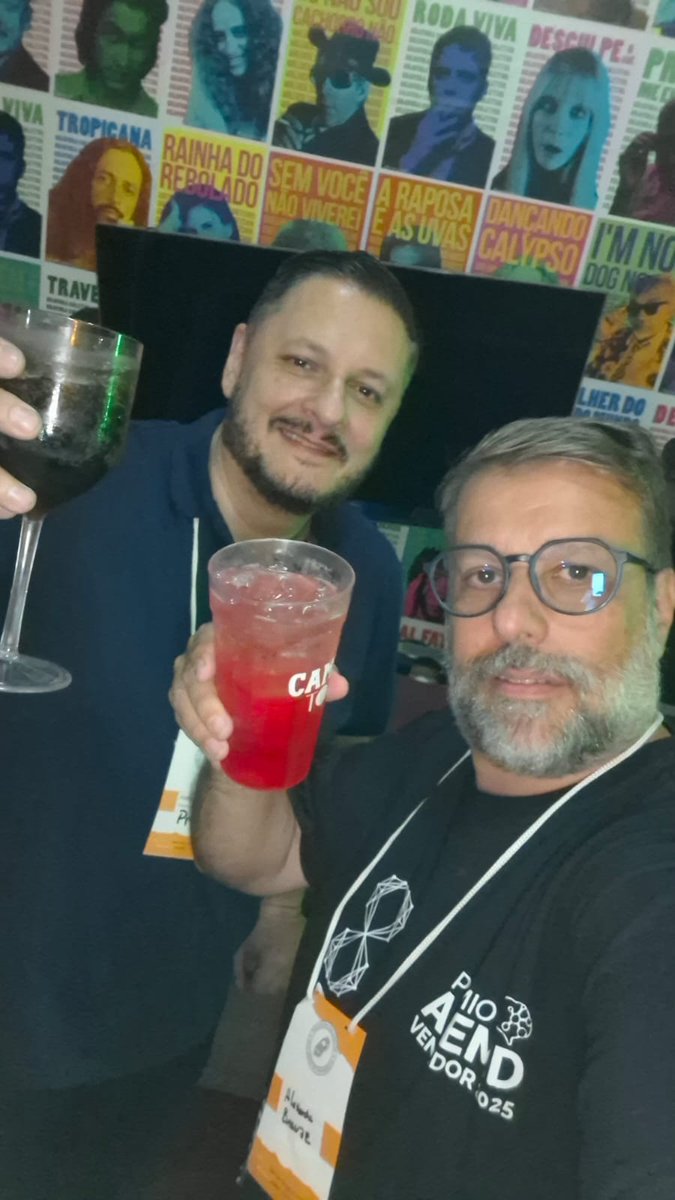 DATA_MAILING's tweet photo. Onde foi dia de puro networking!

Agradecimentos ao meu amigo Rapanelli e abraço ao caro amigo Rodrigo Pellegrini! Foi um prazer te conhecer e trocar umas ideias.
O setor de Meio de Pagamentos é parte da alma do setor financeiro!

Vamos juntos! https://t.co/t1jj0HEzyR