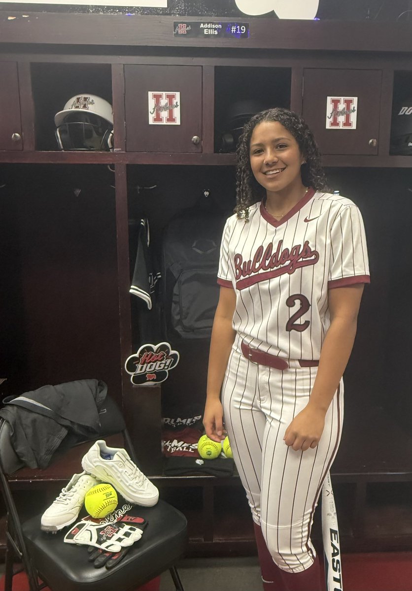 AddisonEllis02's tweet image. Had a great time in Mississippi! Thank you so much @coachmatthudson for setting up a visit with me. I really enjoyed learning more about the campus and softball facility. #GoDogs 🐾