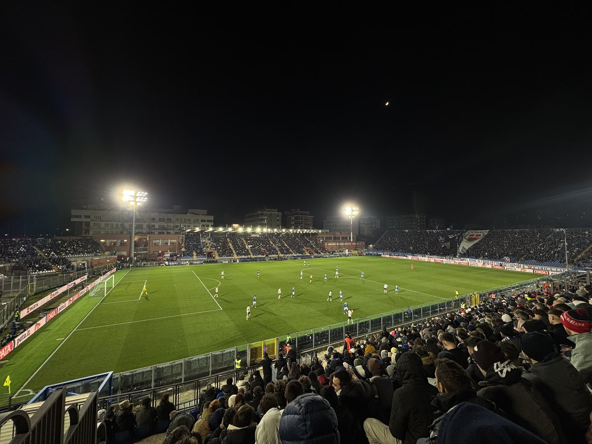 🇮🇹 Tego weekendu meldujemy się w pięknych Włoszech! Pierwszy przystanek: magiczne Como, czyli jezioro, góry i ten klimat… 🤌 #wloskarobota <a href="/ELEVENSPORTSPL/">ELEVEN SPORTS PL</a> <a href="/matswiecicki/">Mateusz Święcicki</a>