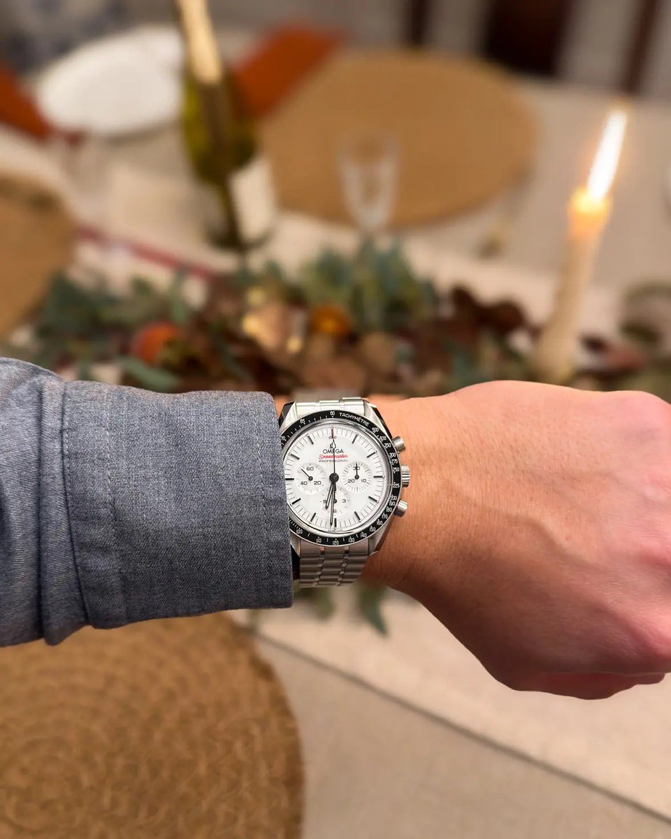 omegaforums's tweet photo. The Daniel Craig #Omega #Speedmaster Pro White Dial Calibre 3861 #Coaxial #Moonwatch on bracelet by Omegaforums member Rendo, who really loves this piece since getting it on his wrist
https://t.co/sgByyBDlxH https://t.co/8chFVk45wP
