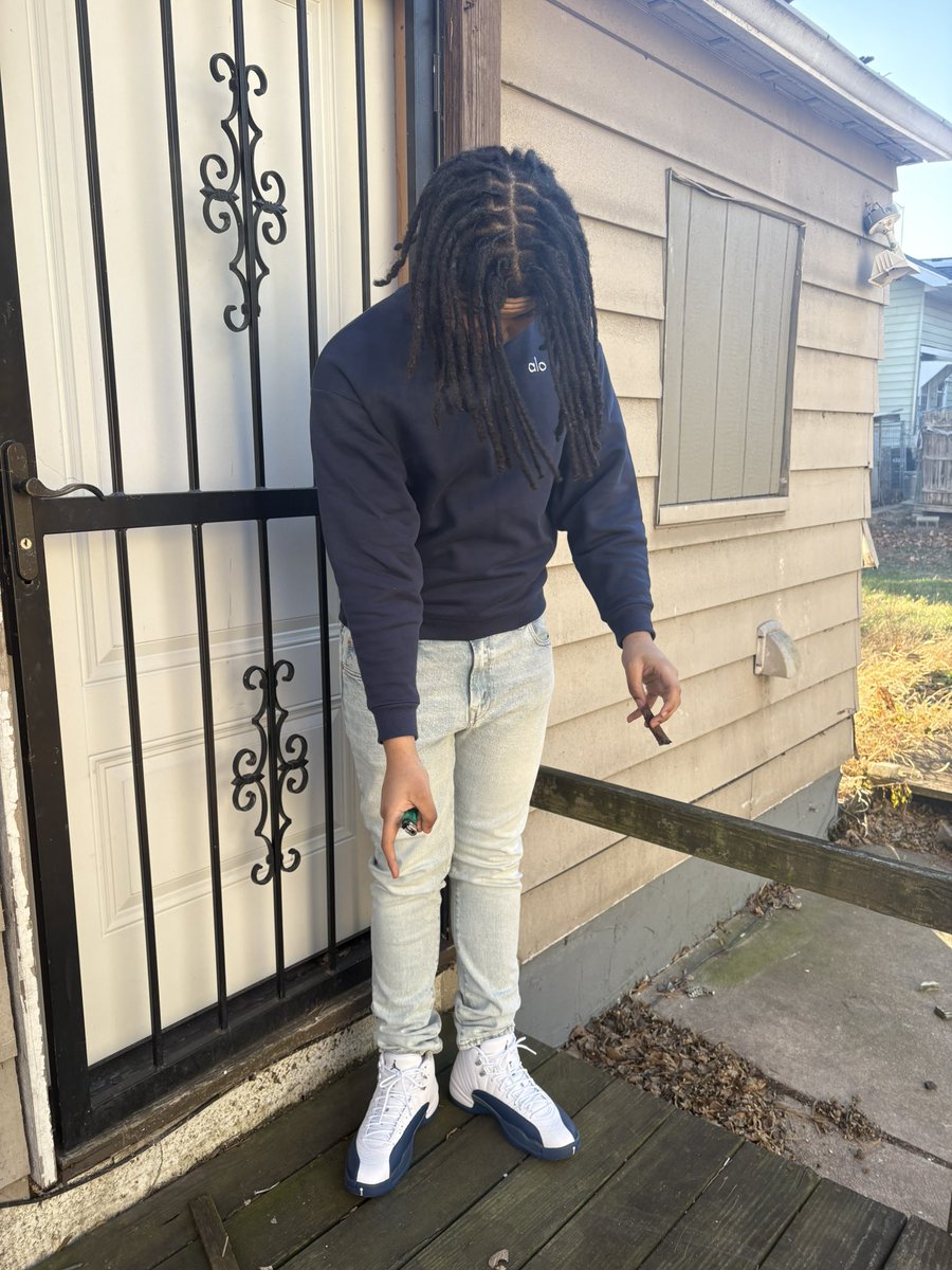 𝙁𝙖𝙯𝙤 tweet media