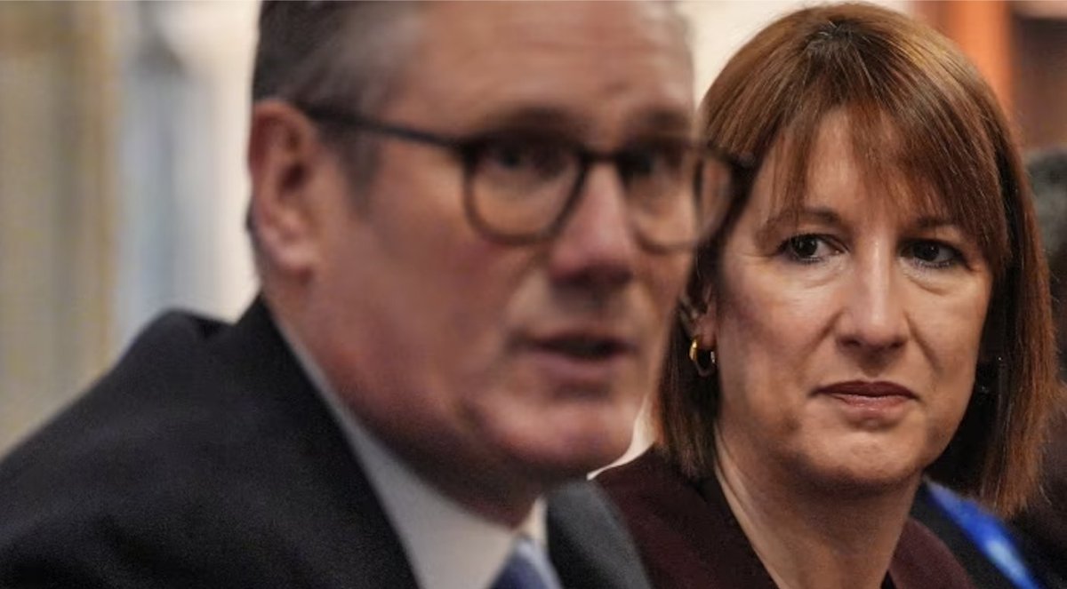 Turns out they're BOTH pathological liars! 🇬🇧