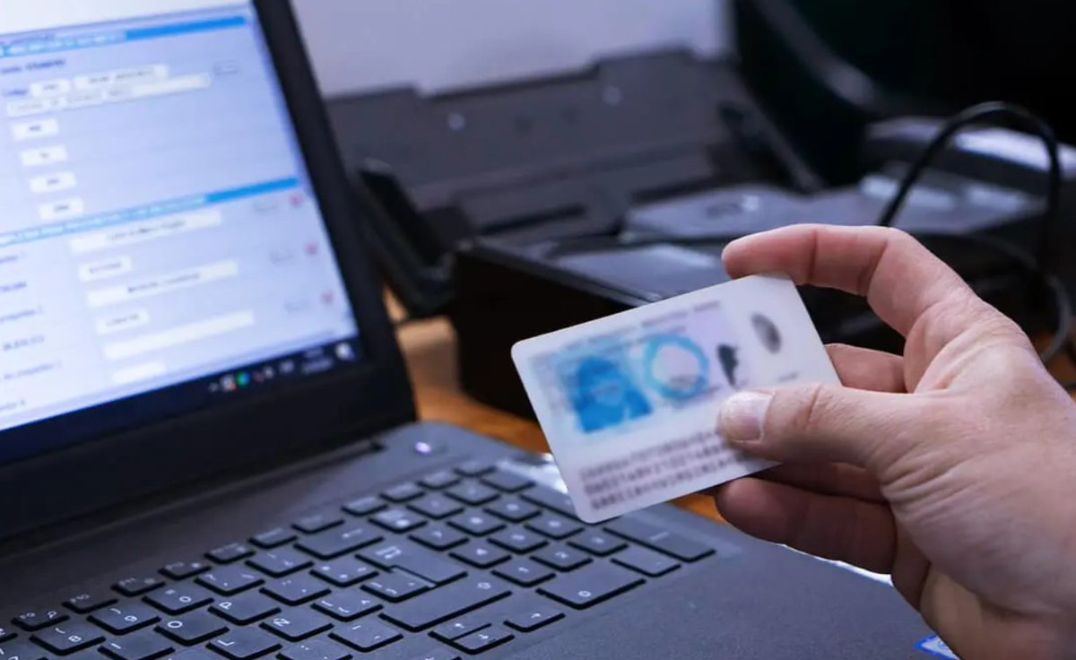 #Chubut  | 📌 El Registro Civil Móvil atiende en barrios de Comodoro Rivadavia

📍 Se trata de un nuevo operativo para que los vecinos accedan a trámites de DNI y Pasaporte.

🔸 Sábado 29 de noviembre en el Barrio Los Bretes, en Armado Cistari N° 1581, en el mismo horario.
🔸