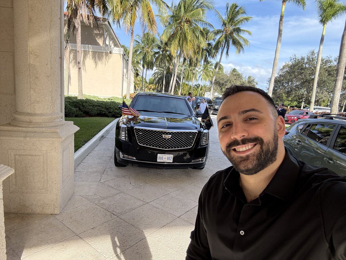 HawkCryptoTech's tweet image. Had a great lunch at Trump golf course in Palm Beach. Unfortunately, I was not able to catch a picture with @realDonaldTrump but maybe in the future!

It was an honor to be in the same room! Thank you @ChrisRuddyNMX @NEWSMAX taking @HostWithTerra to new heights!