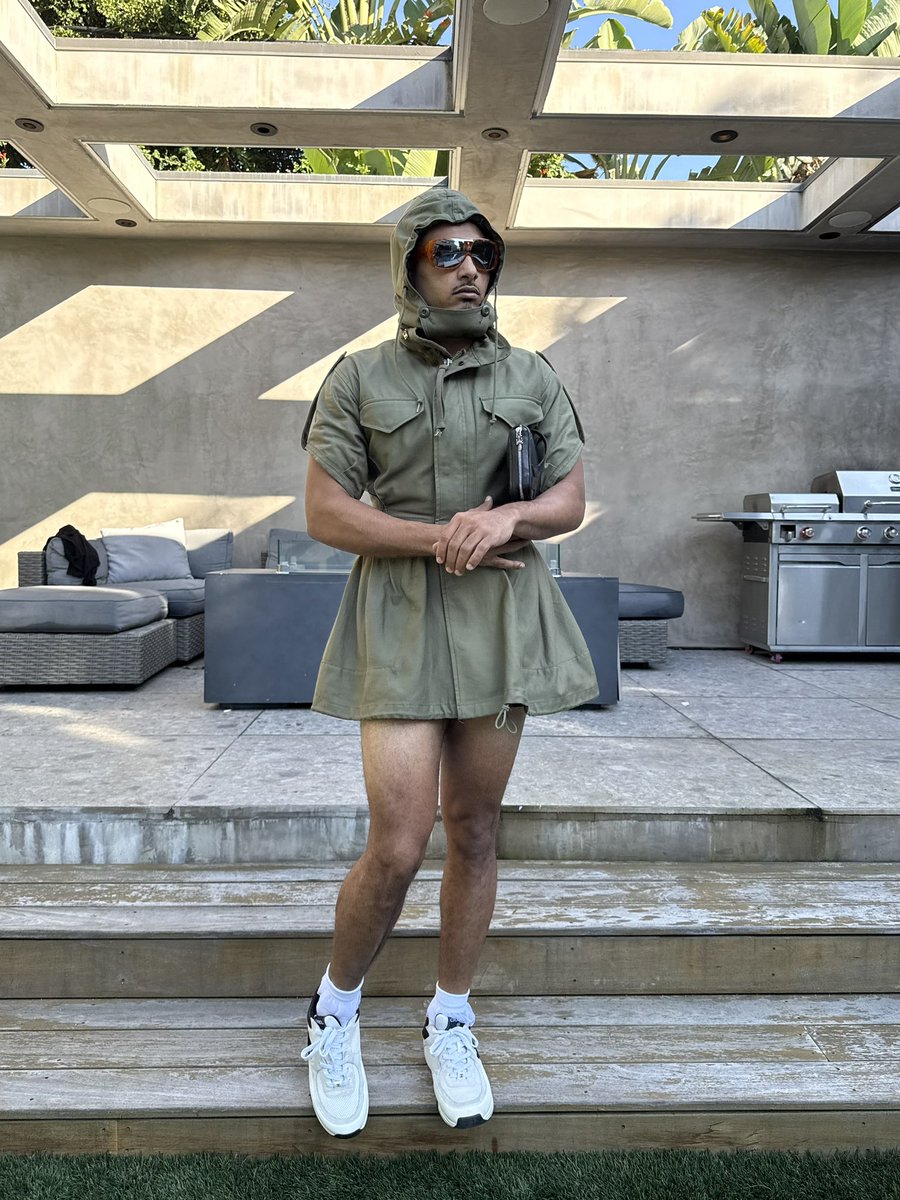 YvngJac's tweet image. Mom wasn’t too happy how I showed up to thanksgiving 🙄