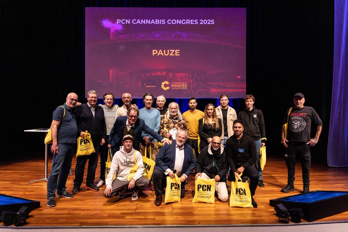 Een prachtige dag in het Evoluon Eindhoven. Wernard Bruining wint de Koos Zwart Award. Interessante panels en een zeer divers publiek <a href="/cannaindustrie/">cannabisindustrie.nl</a> <a href="/StevenKompier/">Steven Kompier</a> <a href="/vocnederland/">VOC Nederland</a> <a href="/coffeeshopbond/">Coffeeshopbond</a> <a href="/StDrugsbeleid/">Stichting Drugsbeleid</a>