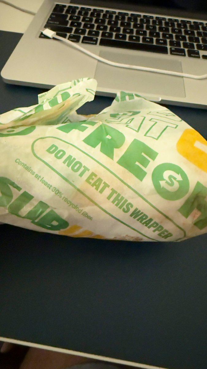 drnayanpatel018's tweet image. Damn someone really chewed on wrapper Han !?? 💀

@SUBWAY