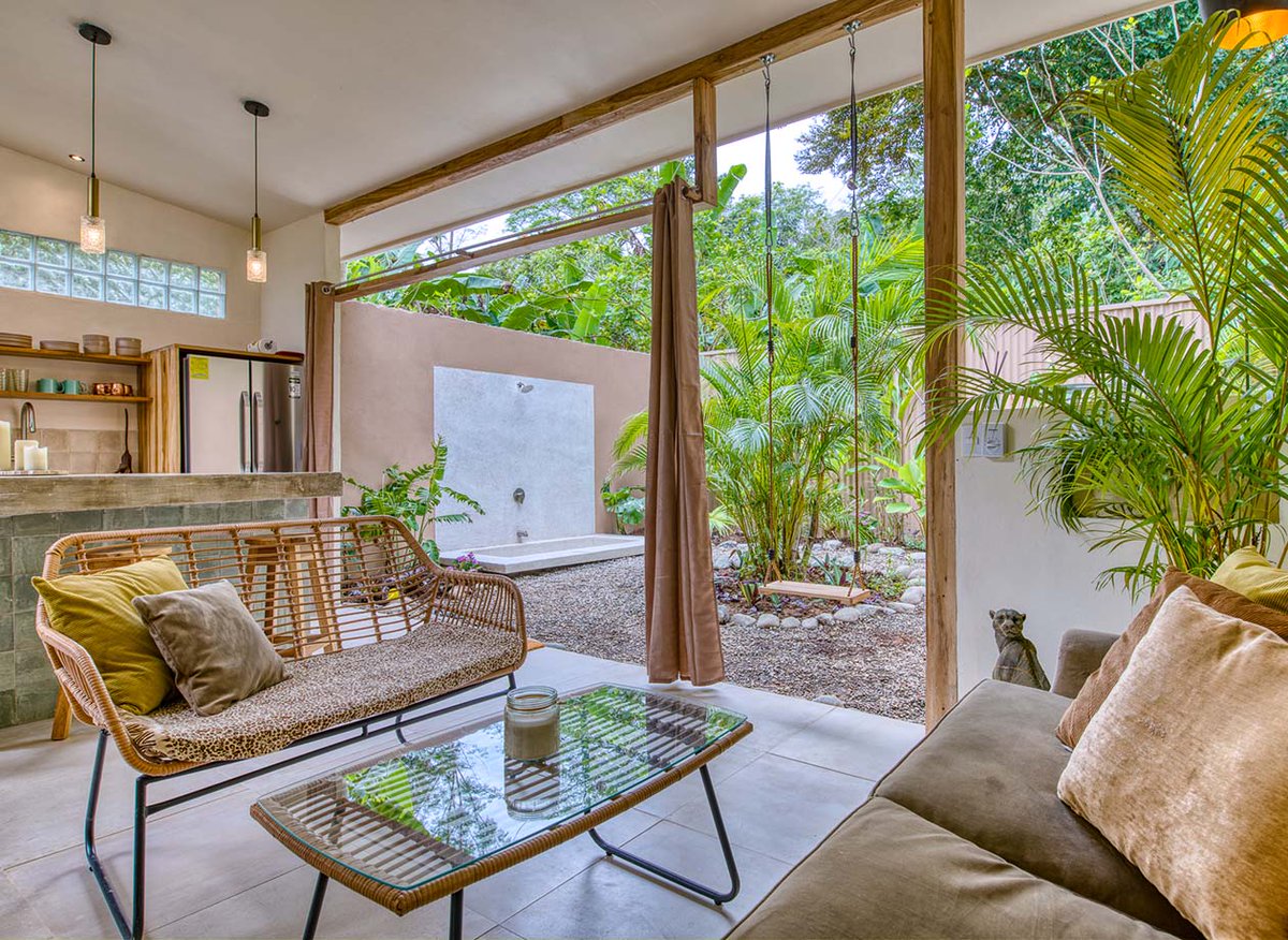 ed_vanzyl's tweet photo. Home near Cahuita National Park &amp; Beach - $185K

- 2 bedrooms / 2 bathrooms 
- 1,292 ft2 of living space 
- Adjacent 418m2 lot, optional for +$35K 
- Private well

📍Costa Rica https://t.co/2ZyF3KYr4s