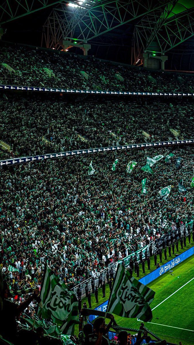 مدرج وقف مع ناديه بكل الظروف باجملها واسوأها
مدرج عظيم ولهم محبة كبيرة عندي

يستحق مثل هالفرحة .. الف مبرووووك لكل اهلاوي 💚💚