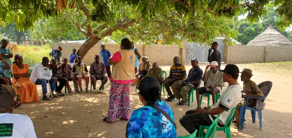 fjdpnigeria's tweet image. We recently held a community sensitization session with the Yelewata host community in Guma LGA as part of the CAFOD-supported BRIDGE Project.
FJDP is committed to improving the livelihood of IDPs across Benue and beyond.
#CommunityDevelopment #BRIDGEProject #CAFOD #BenueRecovery