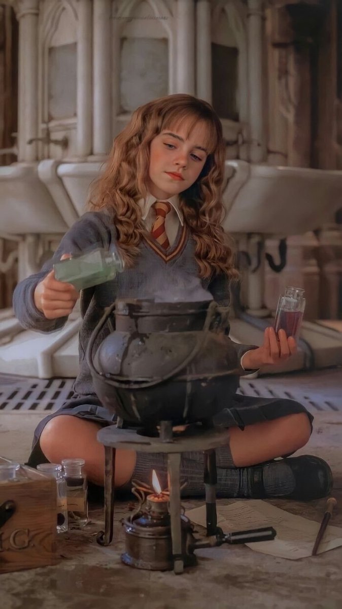 TheDailyHPotter's tweet image. 🧪✨