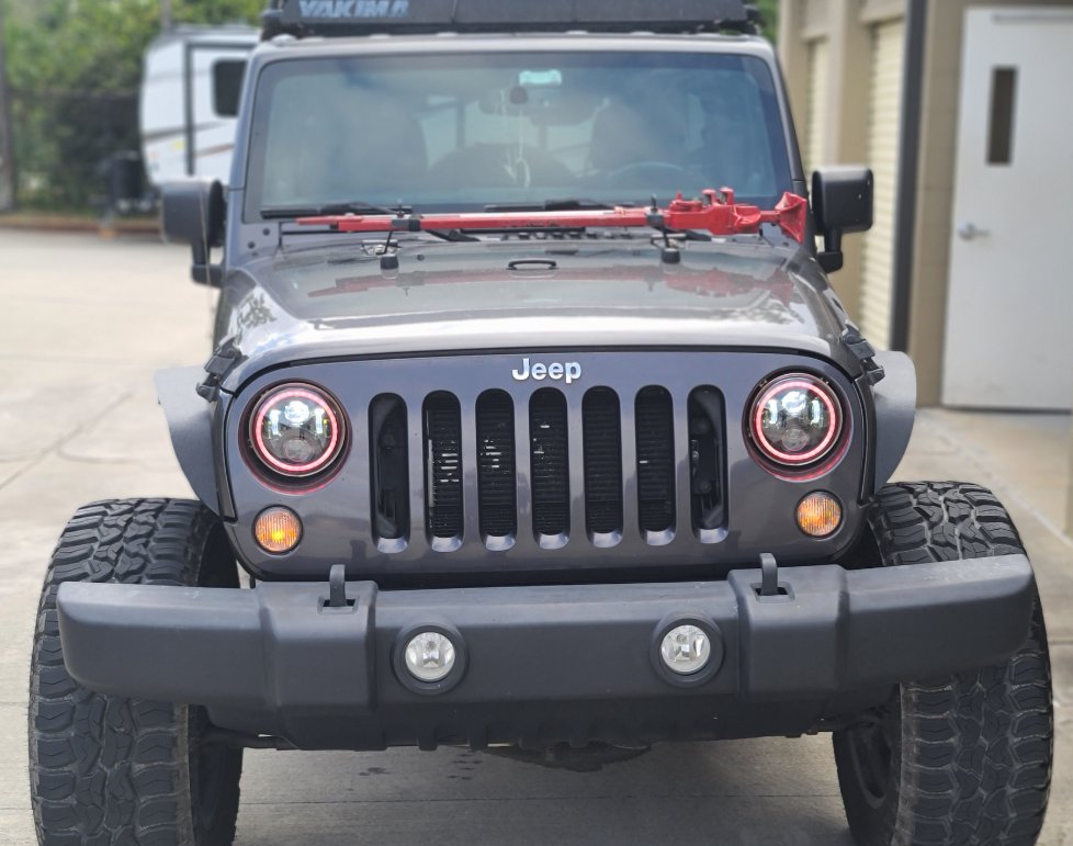 RedWolf_19's tweet image. 🫩😜

#BlackFriday #FrontEndFriday #frontend #Friday #Jeep