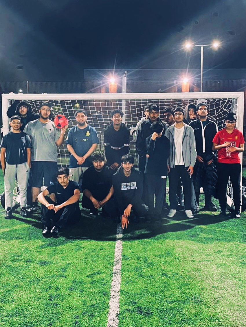 New Session 🚨 

FREE Football Every Friday at Staffordshire University, 6-8pm. Come join us! ⚽️

For any more information please message us or email zahra@engagecommunities.org